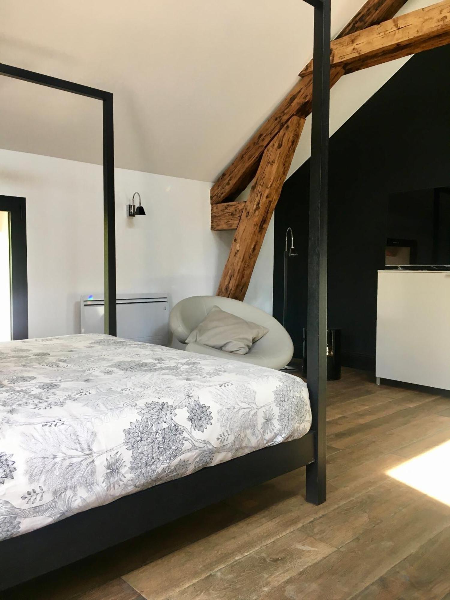 Le Clos De La Pomponnette Room photo